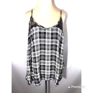 Bobeau plaid cami black white lace sz XL